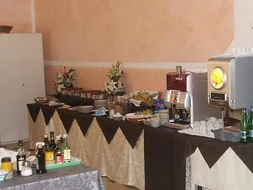 Hotel Liane Riccione 2*,  Olaszország